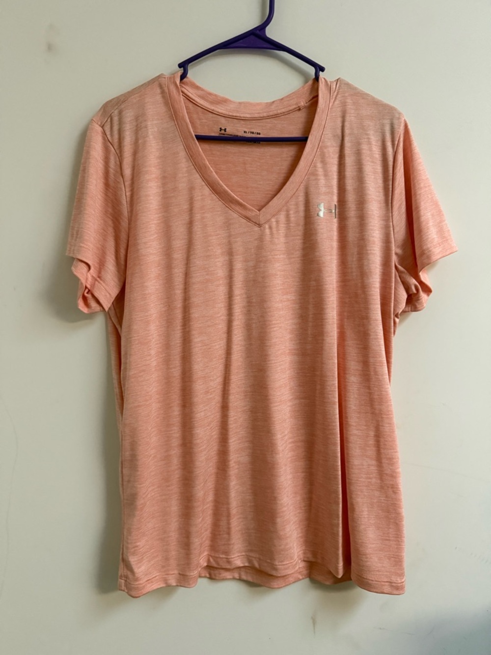 Under Armour Women’s Peach V-Neck Active Tee